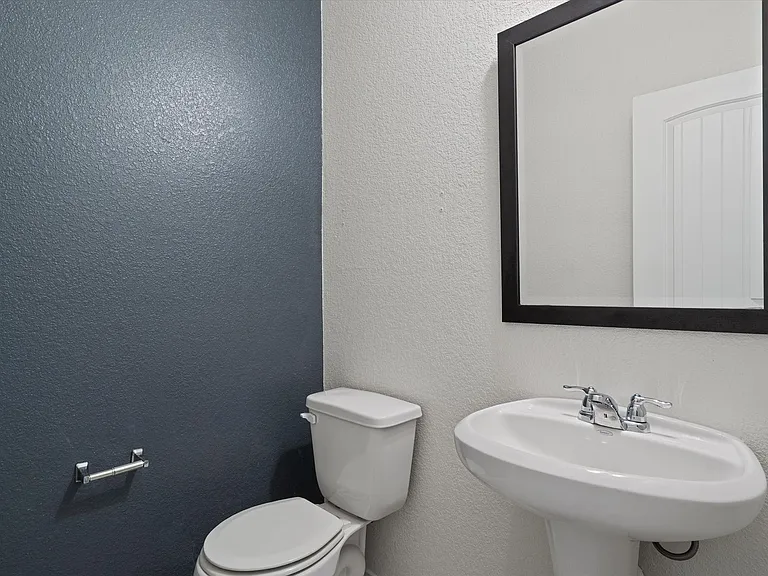2950 E Old Settlers Blvd #37 — Photo 16