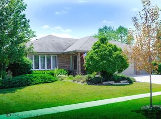 696 Tanager Ln, New Lenox, IL 60451
