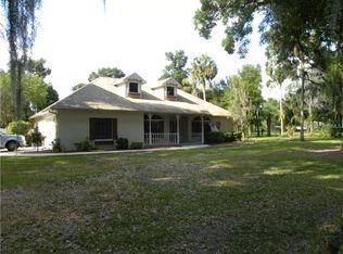 1900 Williams Rd, Plant City, FL 33565