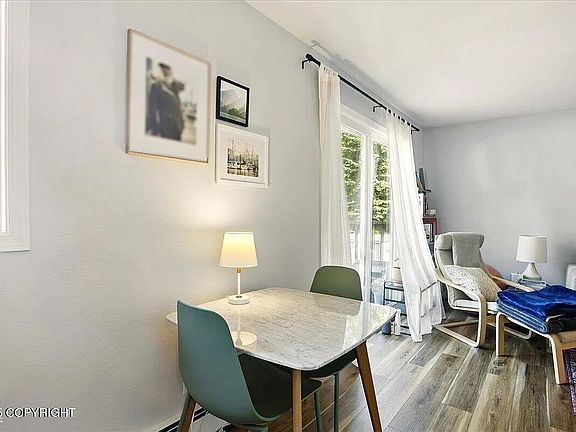 3rd image of 2510 Abbey Ln APT 3