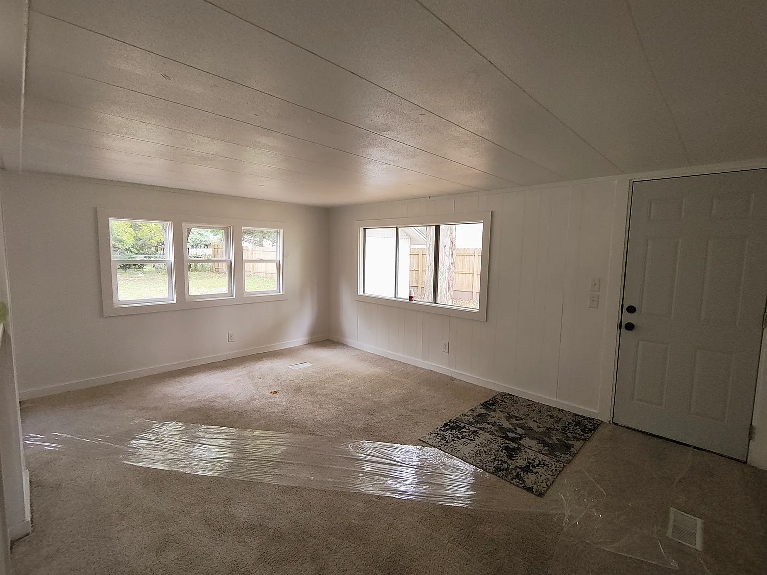 324 Calhoun St — Photo 3