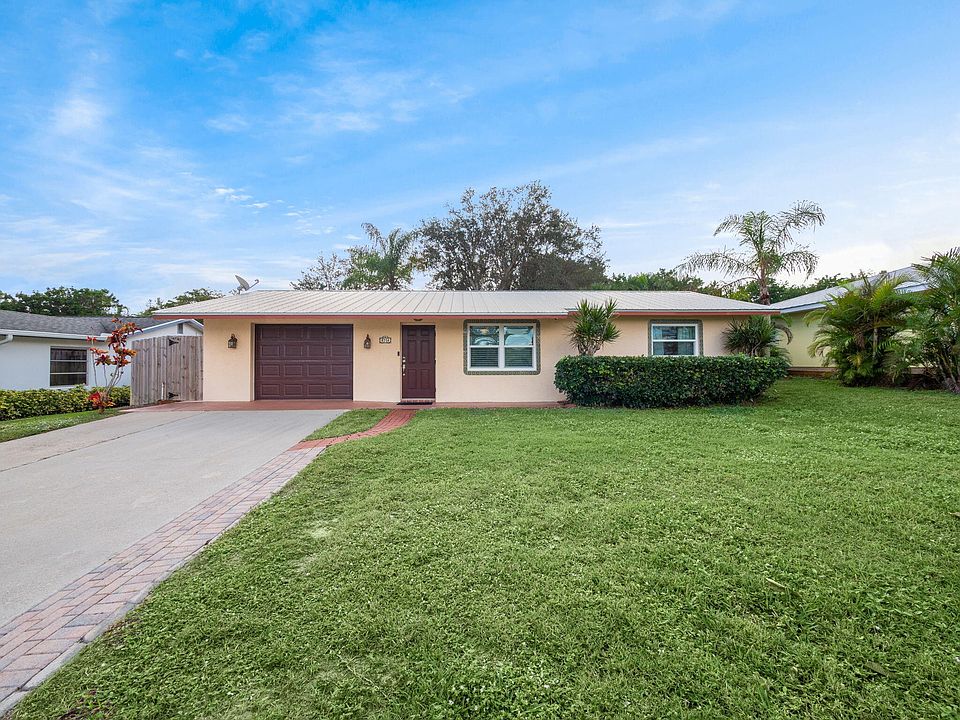 1st image of 8714 SE Jardin Street