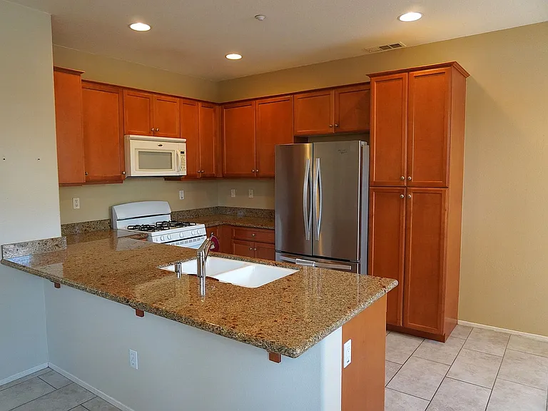 27544 Papillion St #3 — Photo 10