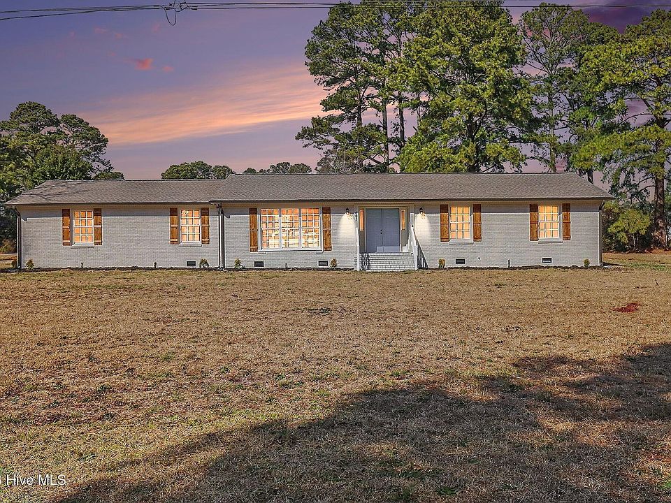 1st image of 605 Forrest Road