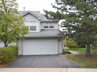 107 White Pine Dr, Schaumburg, IL 60193