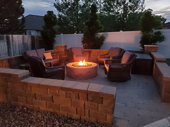 3rd image of 2900 E Stonewood Cir