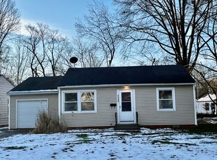 2400 Malden Rd, Cleveland, OH 44121