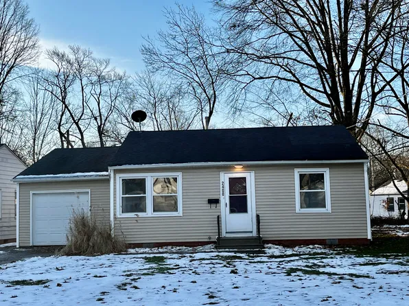 2400 Malden Rd, Cleveland, OH 44121