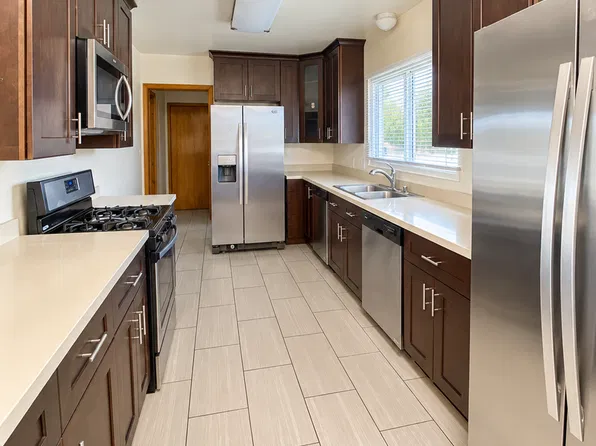 5515 Dorothy Dr, San Diego, CA 92115