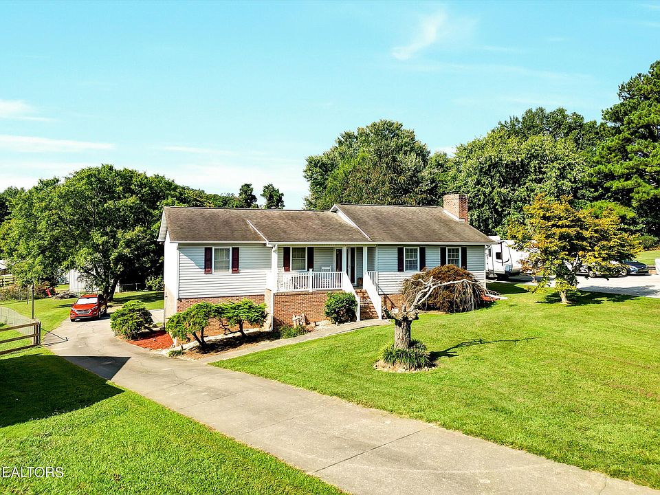 1st image of 716 Stonecrest Dr