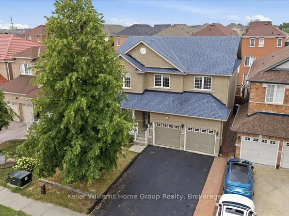 12 Thorndale Rd, Brampton, ON L6P 1H3