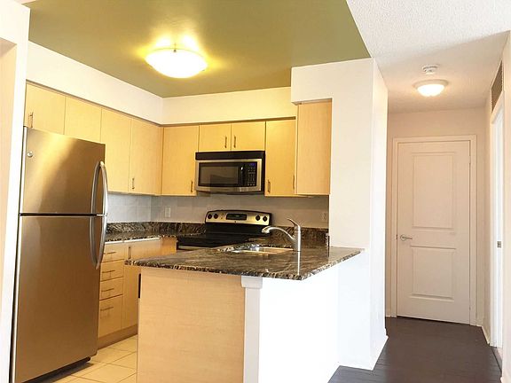 2nd image of 4968 Yonge St #3303