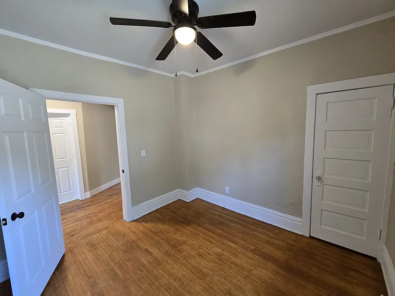 502 Pearl St #1 — Photo 13