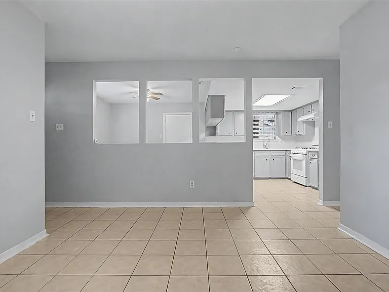 7410 Sawmill Trl — Photo 5