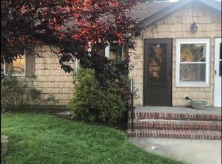 100 Grove St, Little Ferry, NJ 07643