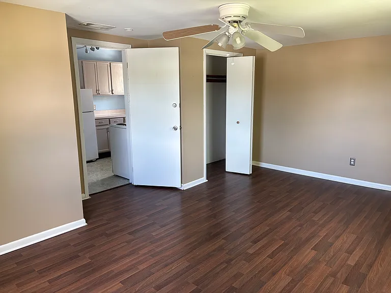 212 Abbott Rd #2 — Photo 4