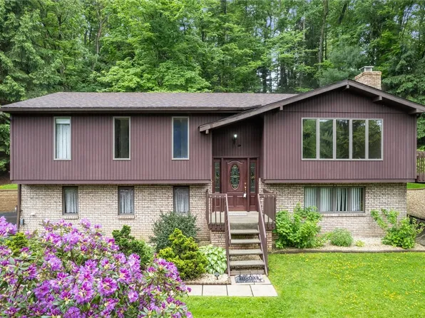 6151 Terry Ln, Murrysville, PA 15668