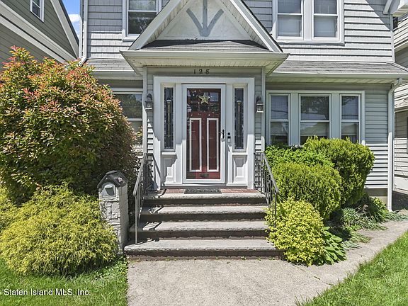 3rd image of 128 Crystal Ave