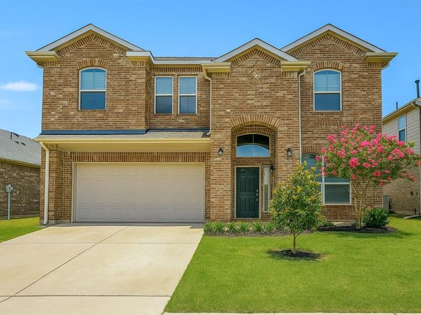 15841 Oak Pointe Dr