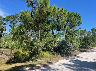 X Tree Top Trail, Lakewood Park, FL 34951