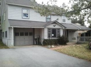 229 Maple St, Gordonville, PA 17529