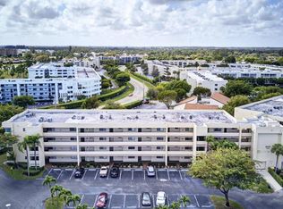 3154 Via Poinciana APT 114, Lake Worth, FL 33467