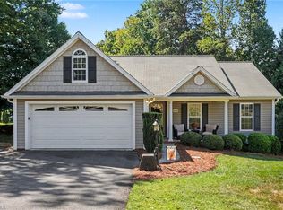 848 Ridge View Ter, Rural Hall, NC 27045