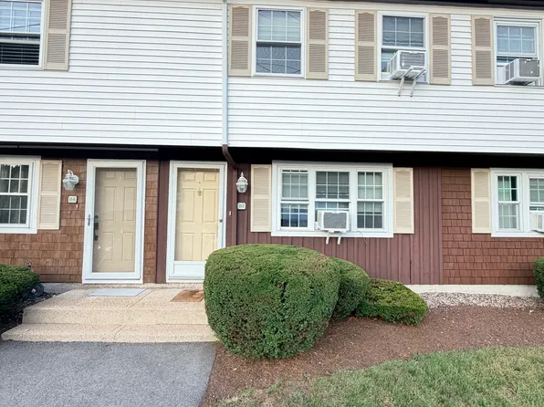 7 Al Pace Dr #D, North Attleboro, MA 02760