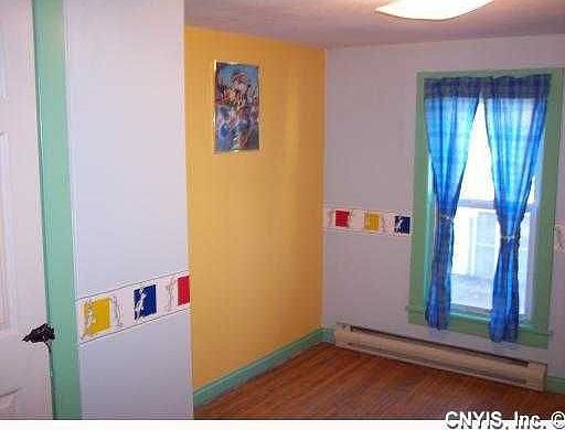 2nd image of 516 Buffalo St
