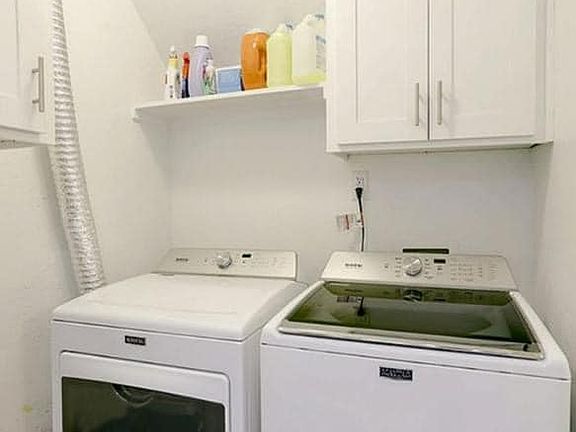 4th image of 8860 La Riviera Dr