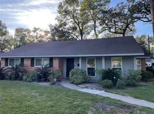 835 Wycliffe Dr, Houston, TX 77079