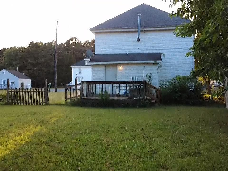 2nd image of 7313 Canal St