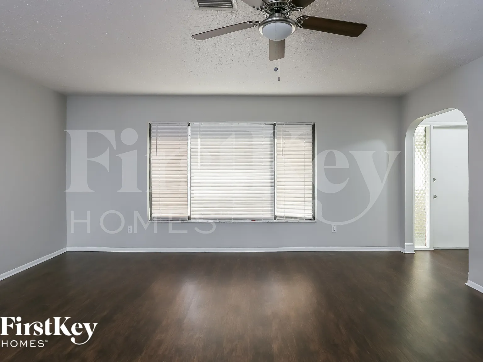 3 bed, 2.0 bath, 1783 sqft, $2,045 — Photo 4