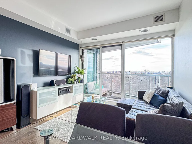 40 Nepean St #1206 — Photo 19