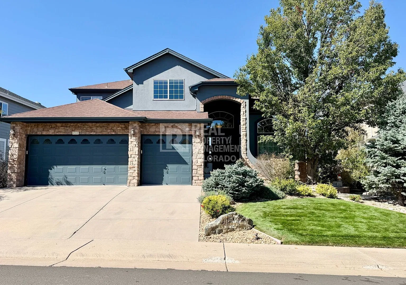 Stunning Castle Pines Retreat | 7 Beds | Mountain Views | Finished Walk-Out Basement — Photo 1