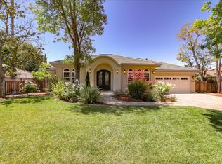 1942 Churton Ave, Los Altos, CA 94024