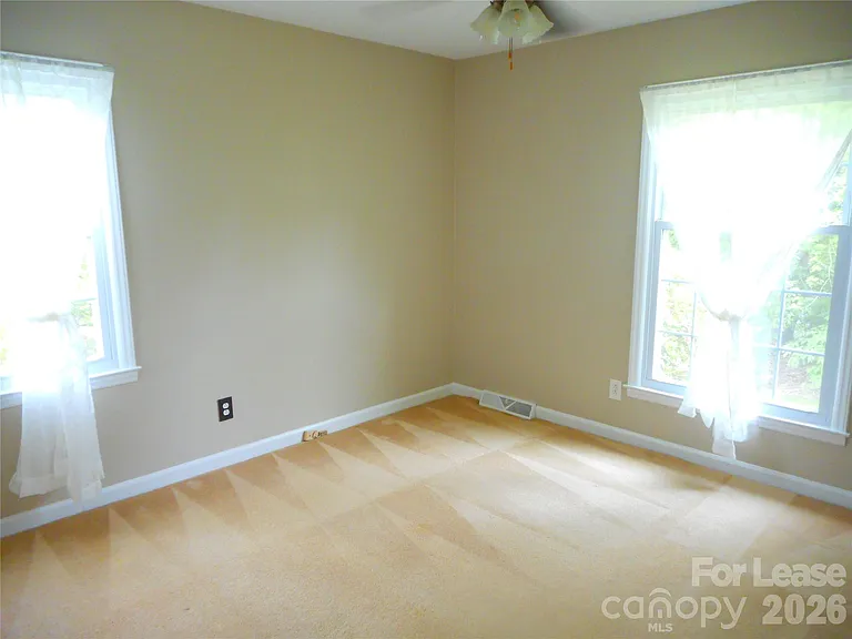 1330 E Barden Rd — Photo 24