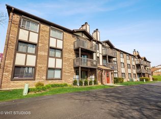 259 Stoneybrook Ln APT 1B, Bloomingdale, IL 60108
