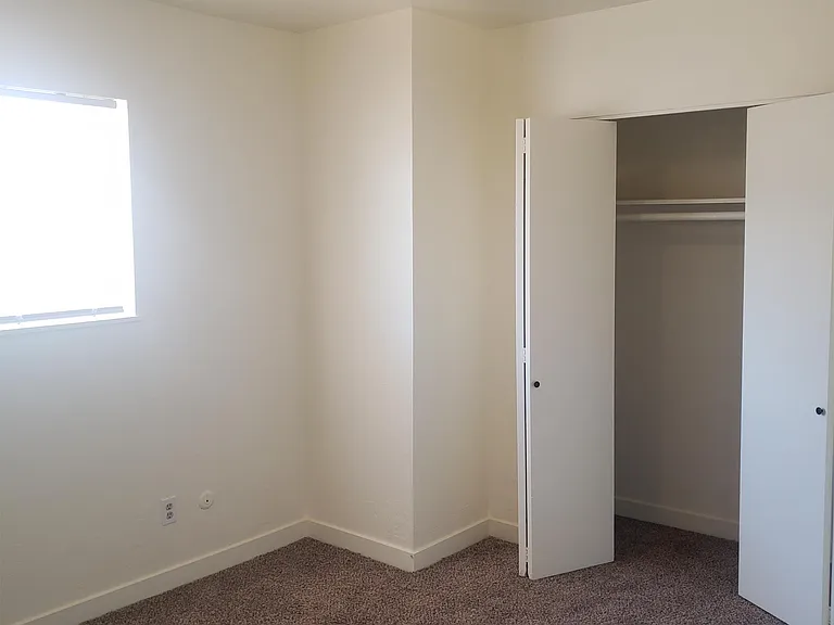 1754 S 440 W — Photo 13