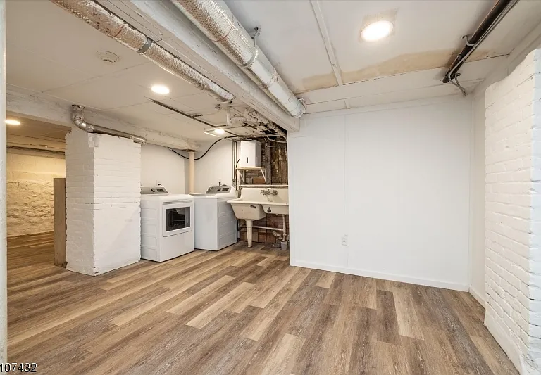 157 Forest St #1 — Photo 15