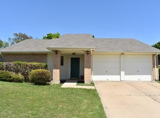 10260 Little Valley Rd, Fort Worth, TX 76108
