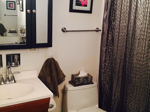5th image of 420 W Belmont Ave APT 3C