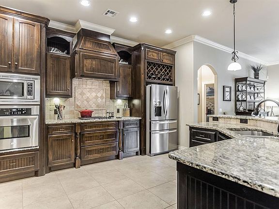2nd image of 15613 Wood Creek Ln
