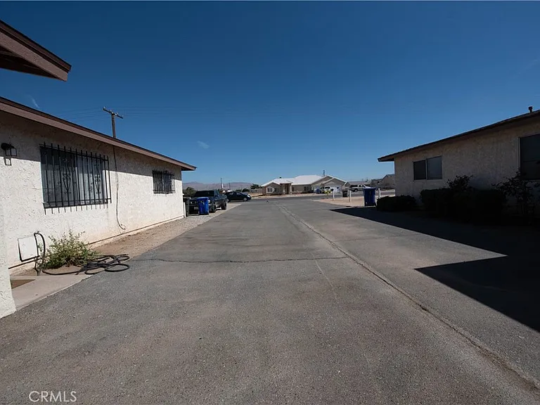 12212 Kiowa Rd #4 — Photo 1