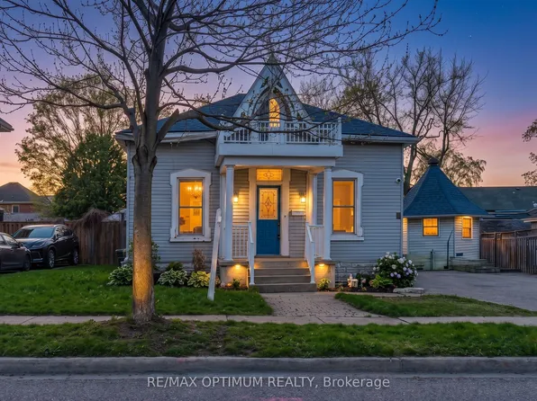 4 Denison Ave, Brampton, ON L6X 1E6