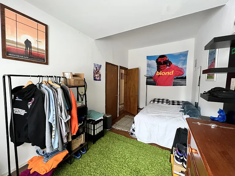 2717 N Hampden Ct — Photo 5