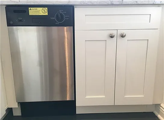 Rented by Avenue Sotheby's International Realty | media 30