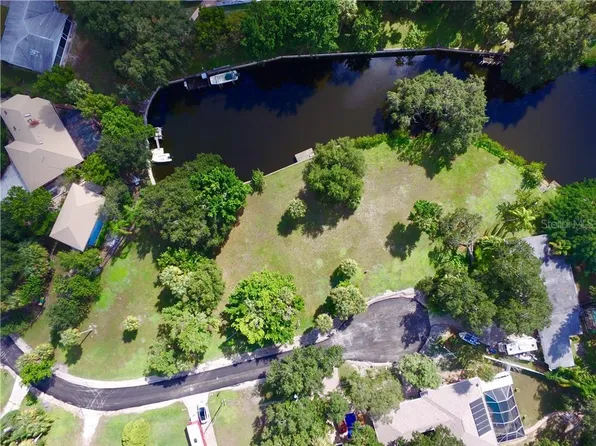 5605 Oakview Ln, Punta Gorda, FL 33950