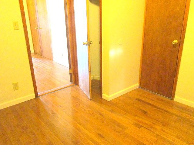 2nd image of 205 Lewis Ave