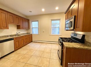 72 Calumet St #2, Boston, MA 02120